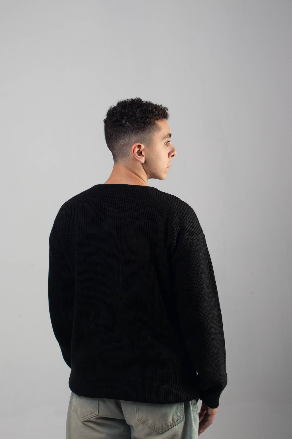 The Omeny knitted sweater - Black Edition