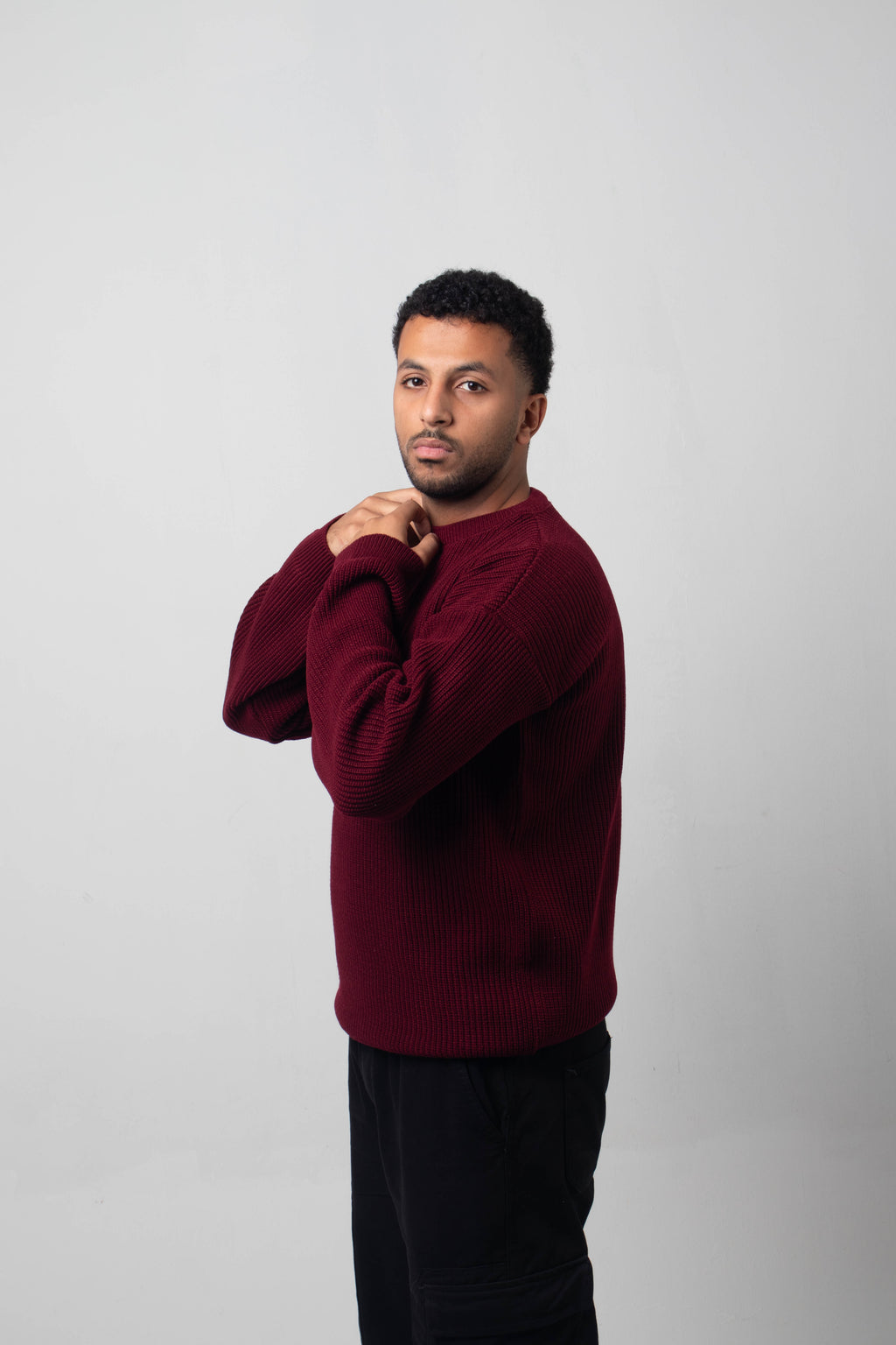 The Omeny knitted sweater - Burgundy Edition