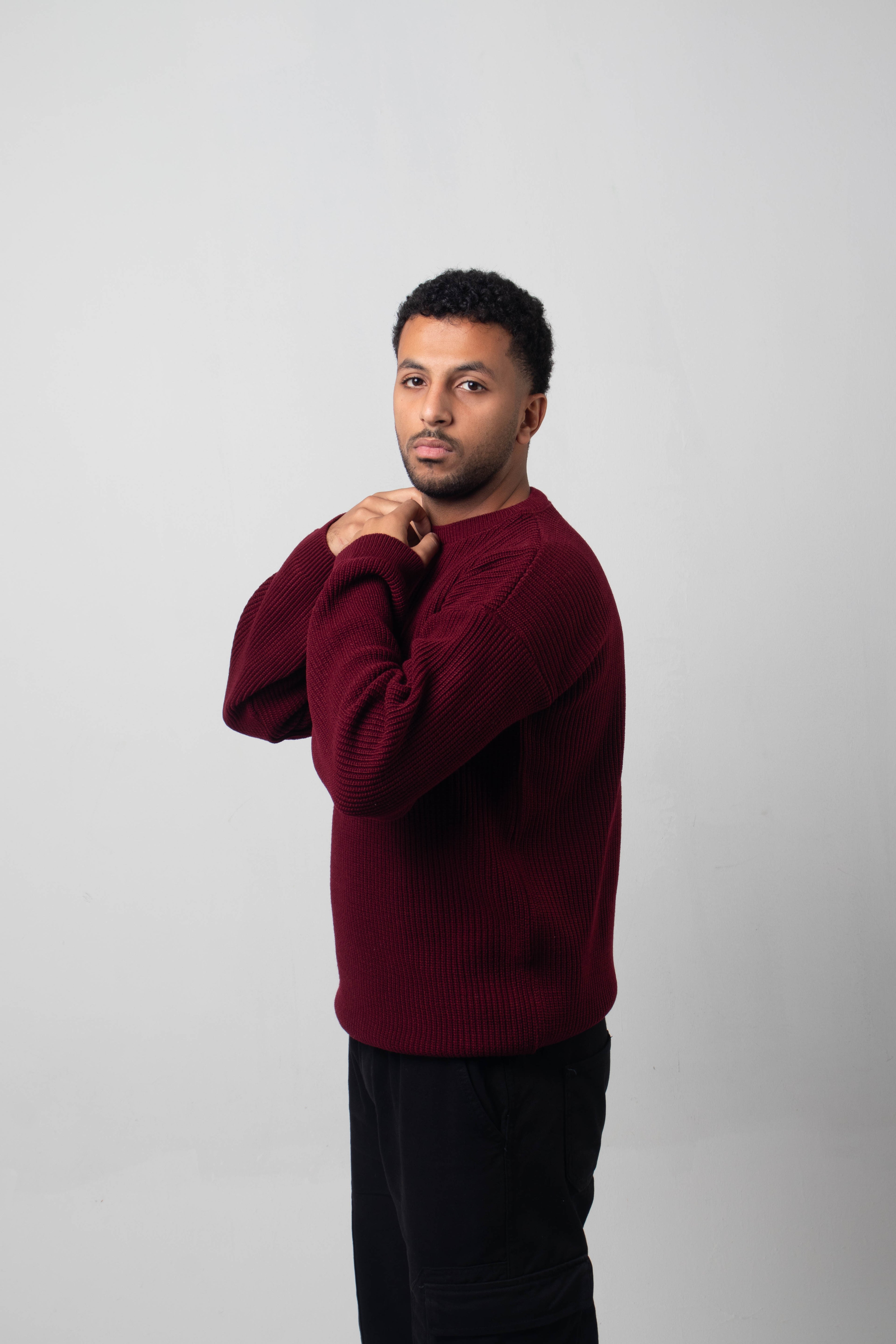 The Omeny knitted sweater - Burgundy Edition