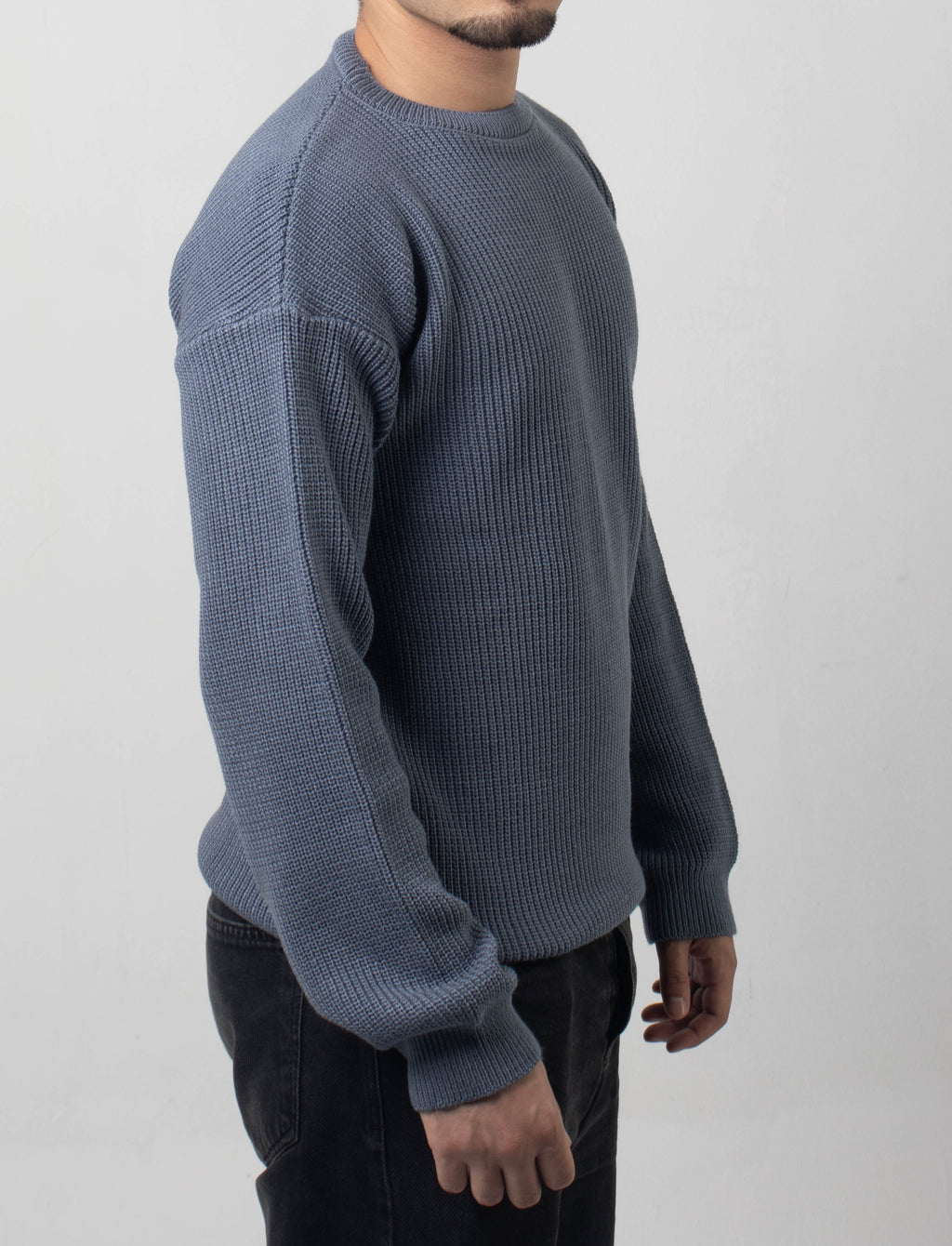 The Omeny knitted sweater - Light Blue Edition
